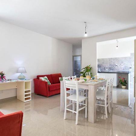 Il Giardino Fiorito Casa Vacanze 阿尔盖罗 外观 照片